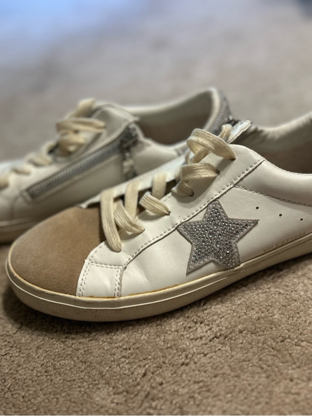 Vintage Havana Jenna White Camel Star Sneakers Rhinestone Zip 8 - Picture 2 of 12